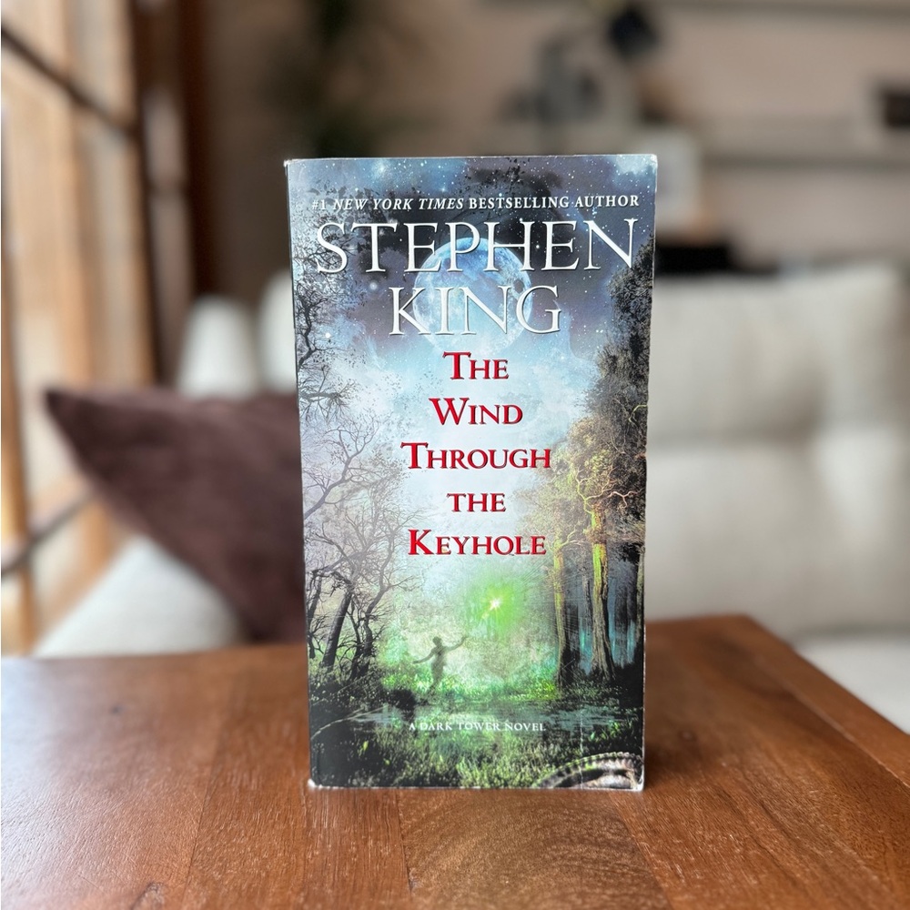 The Wind Through the Keyhole by Stephen King